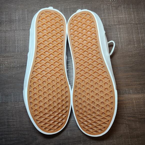 Vans Doheny Women’s US Size 8 Triple White Lace Up Skateboard Sneakers NWOT Shoe - Picture 6 of 9